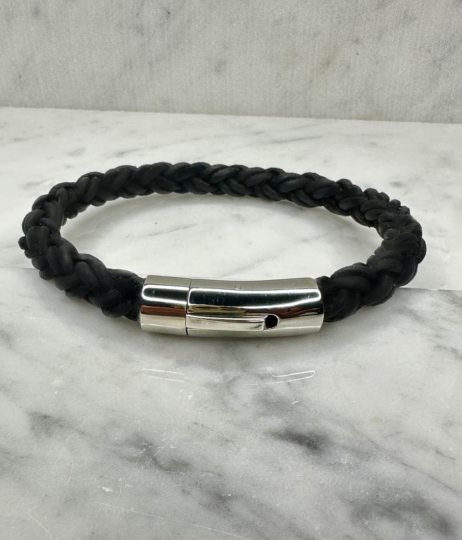 Braided Black Leather Bracelet w/ Bar Push down clasp- Men’s