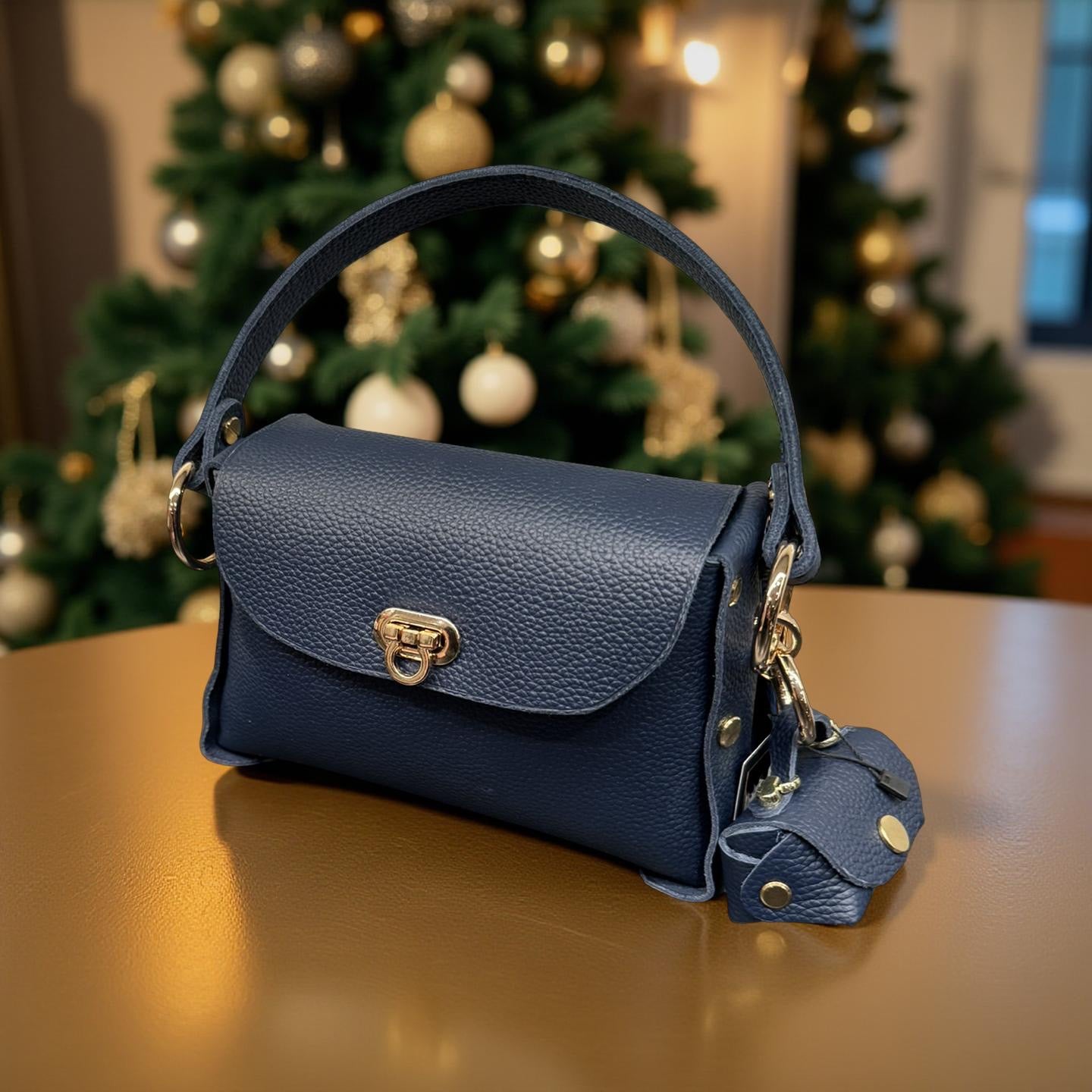 Lola- Blue pebble leather