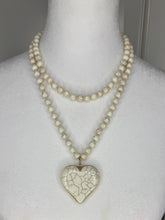 Heart Howlite beaded necklace