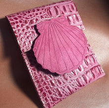 Scallop Shell Wallet